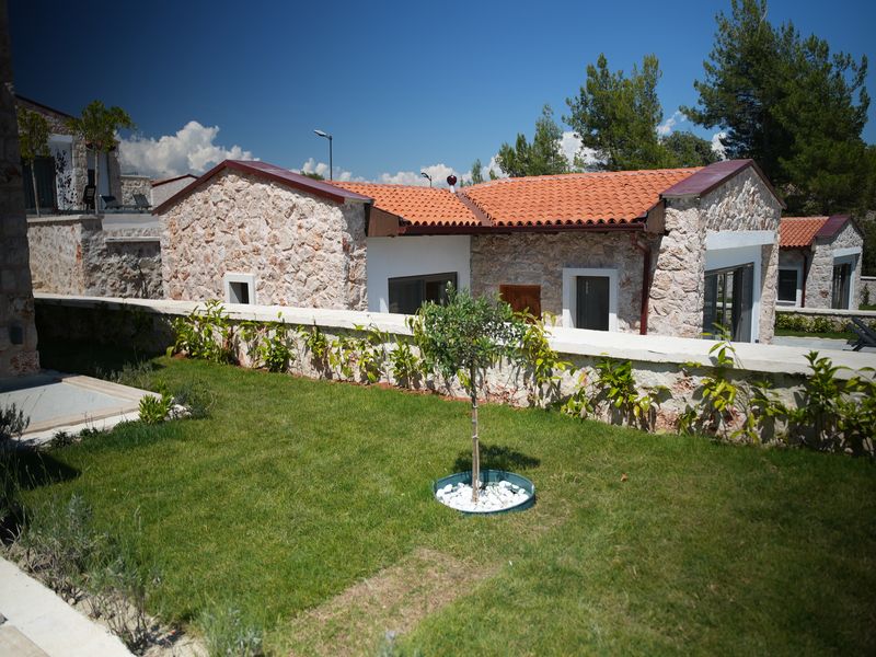 Emin Stone Village 138