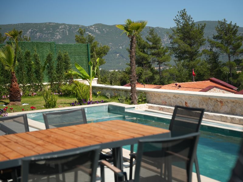 Emin Stone Village 160
