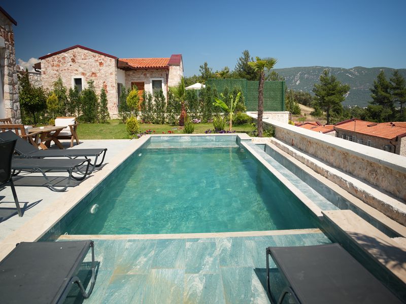Emin Stone Village 162