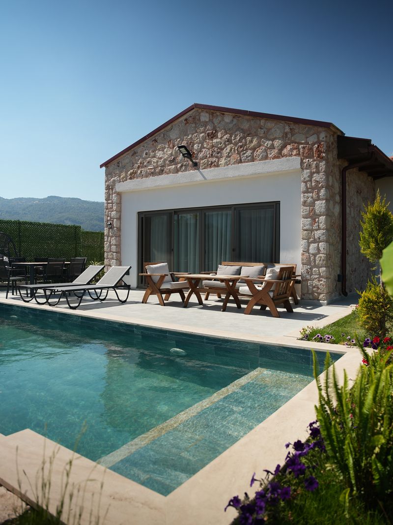 Emin Stone Village 187