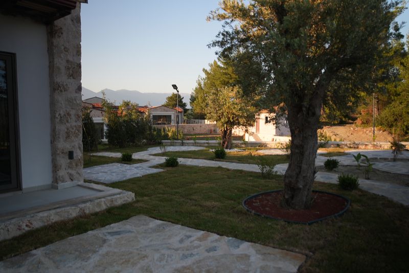 Emin Stone Village 202