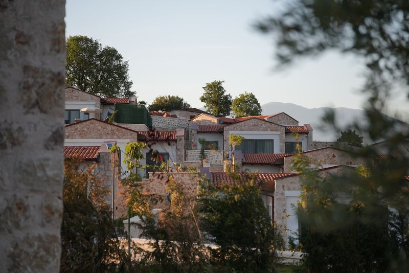 Emin Stone Village 203