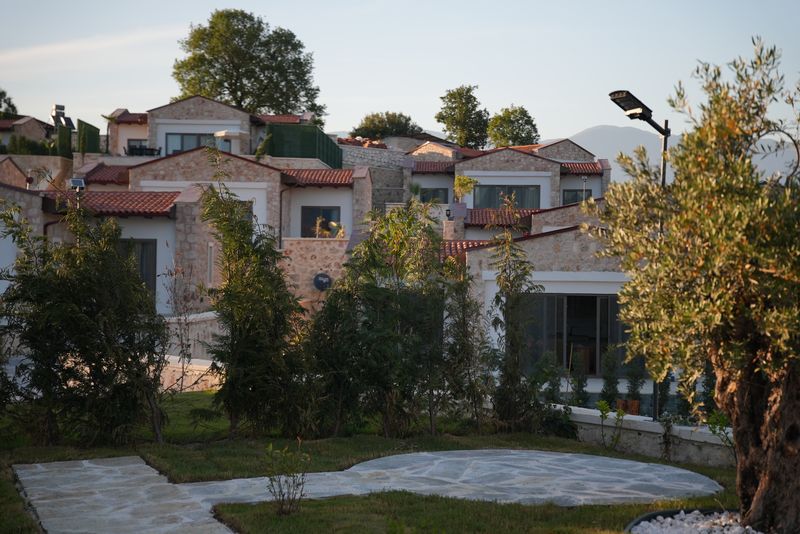 Emin Stone Village 204