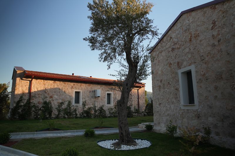 Emin Stone Village 211