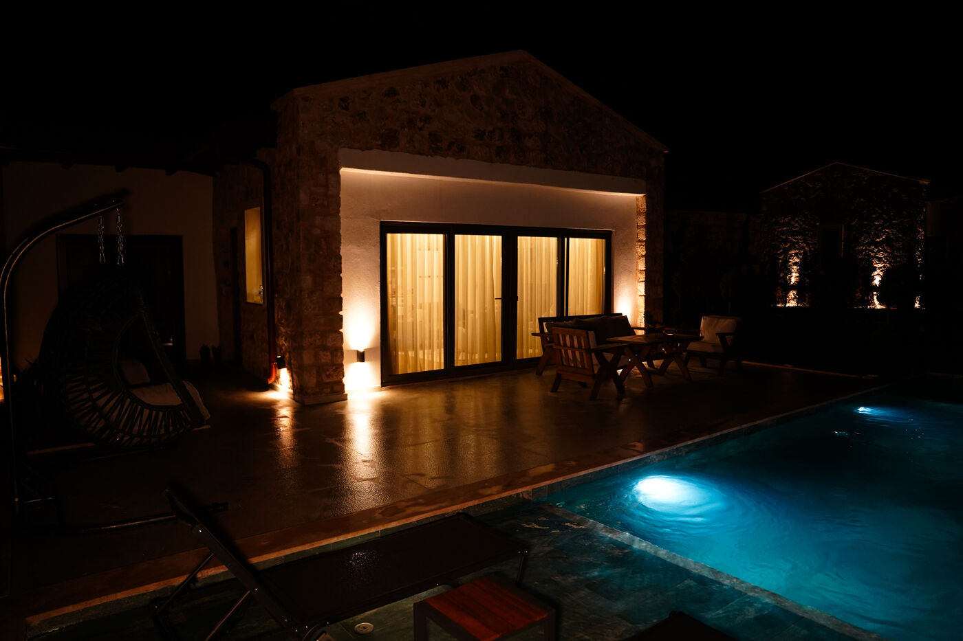 Emin Stone Village 330